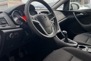 OPEL ASTRA 1.4T PETROL SDN - 2019год / 138990km 12