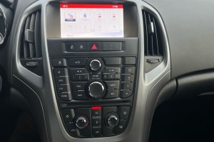 OPEL ASTRA 1.4T PETROL SDN - 2019год / 138990km 18