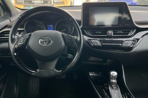 TOYOTA C-HR 1.8 HYBRID CVT CLASSY - 2018год / 147000km 11