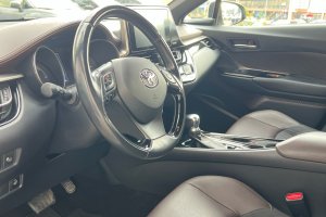 TOYOTA C-HR 1.8 HYBRID CVT CLASSY - 2018год / 147000km 12