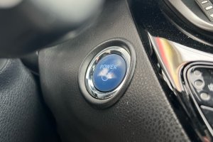 TOYOTA C-HR 1.8 HYBRID CVT CLASSY - 2018год / 147000km 17