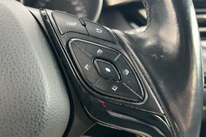 TOYOTA C-HR 1.8 HYBRID CVT CLASSY - 2018год / 147000km 19