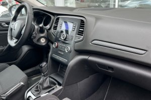 RENAULT MEGANE 1.5DCI DIESEL - 2019год / 66790km 9