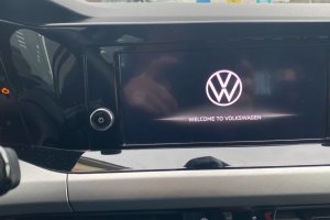 VOLKSWAGEN GOLF 8  2.0 TDI  DIESEL - 2020год / 124090km 20