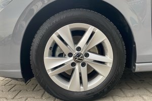 VOLKSWAGEN GOLF 8  2.0 TDI  DIESEL - 2020год / 124090km 25
