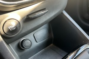 RENAULT CLIO 1.5 DCI SW ZEN DIESEL - 2019год / 100120km 19