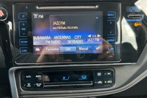 TOYOTA AURIS TS WAGON 1.8 CVT HSD LUNA - 2017год / 145420km 16