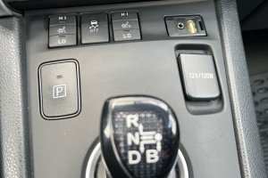 TOYOTA AURIS TS WAGON 1.8 CVT HSD LUNA - 2017год / 145420km 21