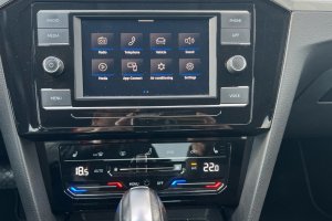 VOLKSWAGEN PASSAT 2.0 TDI DSG DIESEL - 2020/2021год / 135643km 18