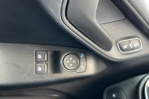 FORD FIESTA 1.1 PETROL - 2022год / 45500km 22