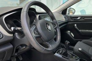 RENAULT MEGANE 1.5DCI DIESEL - 2019год / 74822km 12
