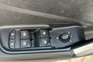 AUDI Q2 1.6 TDI DSG 115 KS DIESEL - 2020год / 127147km 19