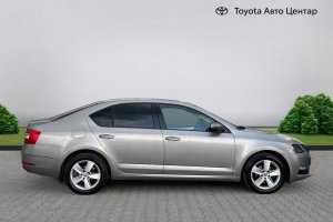 SKODA OCTAVIA 1.6 TDI DIESEL - 2018год / 94845km 3