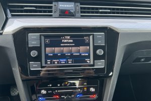 VOLKSWAGEN PASSAT 2.0 TDI M/T - 2020год / 155965km 15