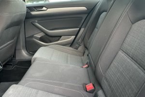VOLKSWAGEN PASSAT 2.0 TDI M/T - 2020год / 155965km 23