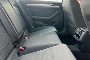 VOLKSWAGEN PASSAT 2.0 TDI M/T - 2020год / 155965km 24