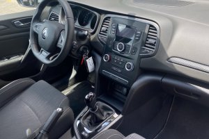 RENAULT MEGANE 1.5DCI DIESEL - 2019год / 72036km 9