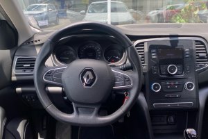 RENAULT MEGANE 1.5DCI DIESEL - 2019год / 72036km 13