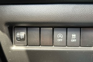 SUZUKI SWIFT 1.2 HYBRID PETROL - 2020год / 97980km 16