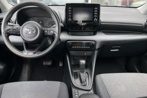 TOYOTA YARIS 1.5 HYBRID - 2020год / 134340km 10
