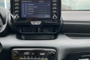 TOYOTA YARIS 1.5 HYBRID - 2020год / 134340km 17