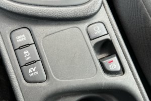 TOYOTA YARIS 1.5 HYBRID - 2020год / 134340km 22