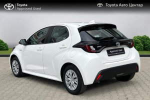TOYOTA YARIS 1.5 HYBRID - 2020год / 134340km 7