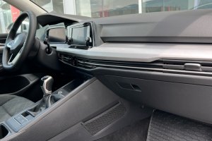 VOLKSWAGEN GOLF 8 2.0TDI AVANT DIESEL - 2021год / 102989km 9