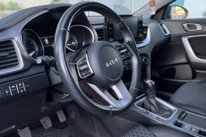 KIA CEED 1.5T GDI PETROL - 2021год / 83005km 12