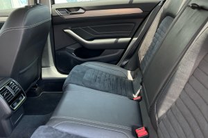 VOLKSWAGEN PASSAT 2.0 TDI M/T DIESEL - 2020год / 134421km 26