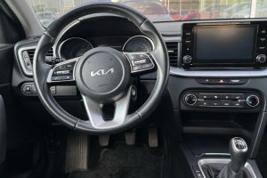 KIA CEED 1.5T GDI PETROL - 2021год / 96239km 11