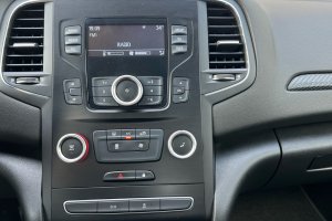 RENAULT MEGANE 1.5DCI DIESEL - 2019год / 71647km 15