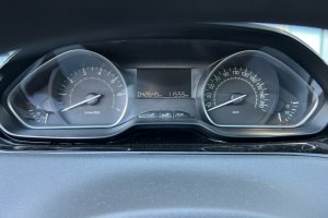 PEUGEOT 208 1.2 PETROL - 2019год / 42649km 14