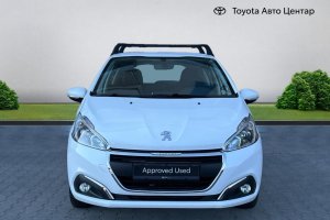 PEUGEOT 208 1.2 PETROL - 2019год / 42649km 1