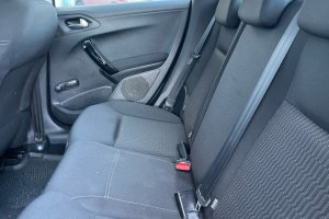 PEUGEOT 208 1.2 PETROL - 2019год / 42649km 22