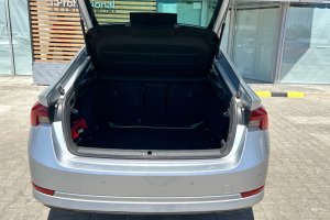 SKODA OCTAVIA 2.0 TDI DIESEL - 2020год / 166319km 8