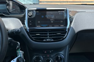 PEUGEOT 208 1.2 PETROL - 2019год / 54505km 15