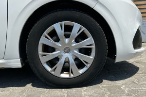 PEUGEOT 208 1.2 PETROL - 2019год / 54505km 18