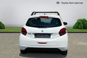 PEUGEOT 208 1.2 PETROL - 2019год / 54505km 6