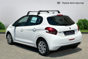 PEUGEOT 208 1.2 PETROL - 2019год / 54505km 7