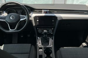 VOLKSWAGEN PASSAT 2.0 TDI M/T DIESEL - 2020год / 150925km 10