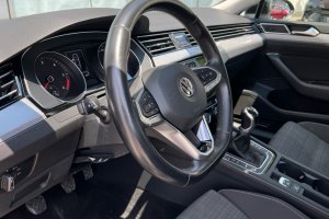 VOLKSWAGEN PASSAT 2.0 TDI M/T DIESEL - 2020год / 150925km 12