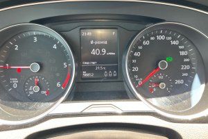 VOLKSWAGEN PASSAT 2.0 TDI A/T DIESEL - 2018год / 98852km 14