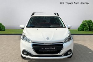 PEUGEOT 208 1.2 PETROL - 2019год / 61931km 1