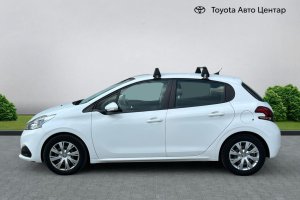PEUGEOT 208 1.2 PETROL - 2019год / 61931km 4