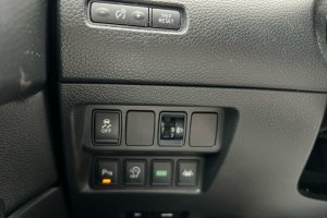 NISSAN QASHQAI 1.6 DIESEL - 2014год / 150778km 17