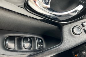 NISSAN QASHQAI 1.6 DIESEL - 2014год / 150778km 18
