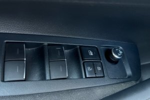 TOYOTA COROLLA HB 1.8 HYB GR SPORT - 2021год / 35820km 24