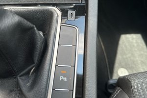 VOLKSWAGEN PASSAT 2.0 TDI M/T DIESEL - 2020год / 140899km 24