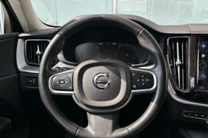 VOLVO XC60 2.0 DIESEL - 2019год / 192356km 13